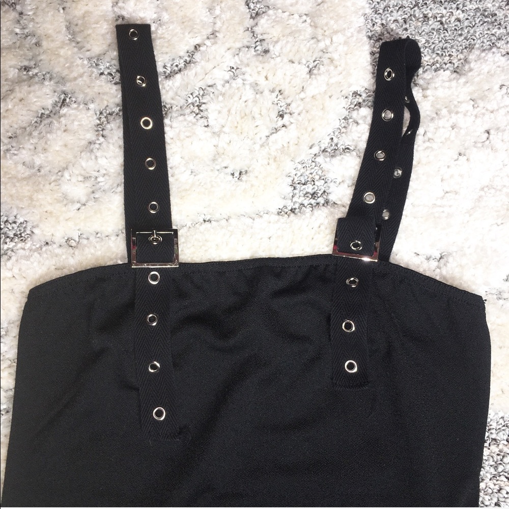 Prettylittlething black bodysuit - Picture 2 of 5